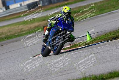 media/Jan-21-2023-Fastrack Riders (Sat) [[fcf3f88a30]]/Level 2/Session 4 Turn 6-Mountian Shot/